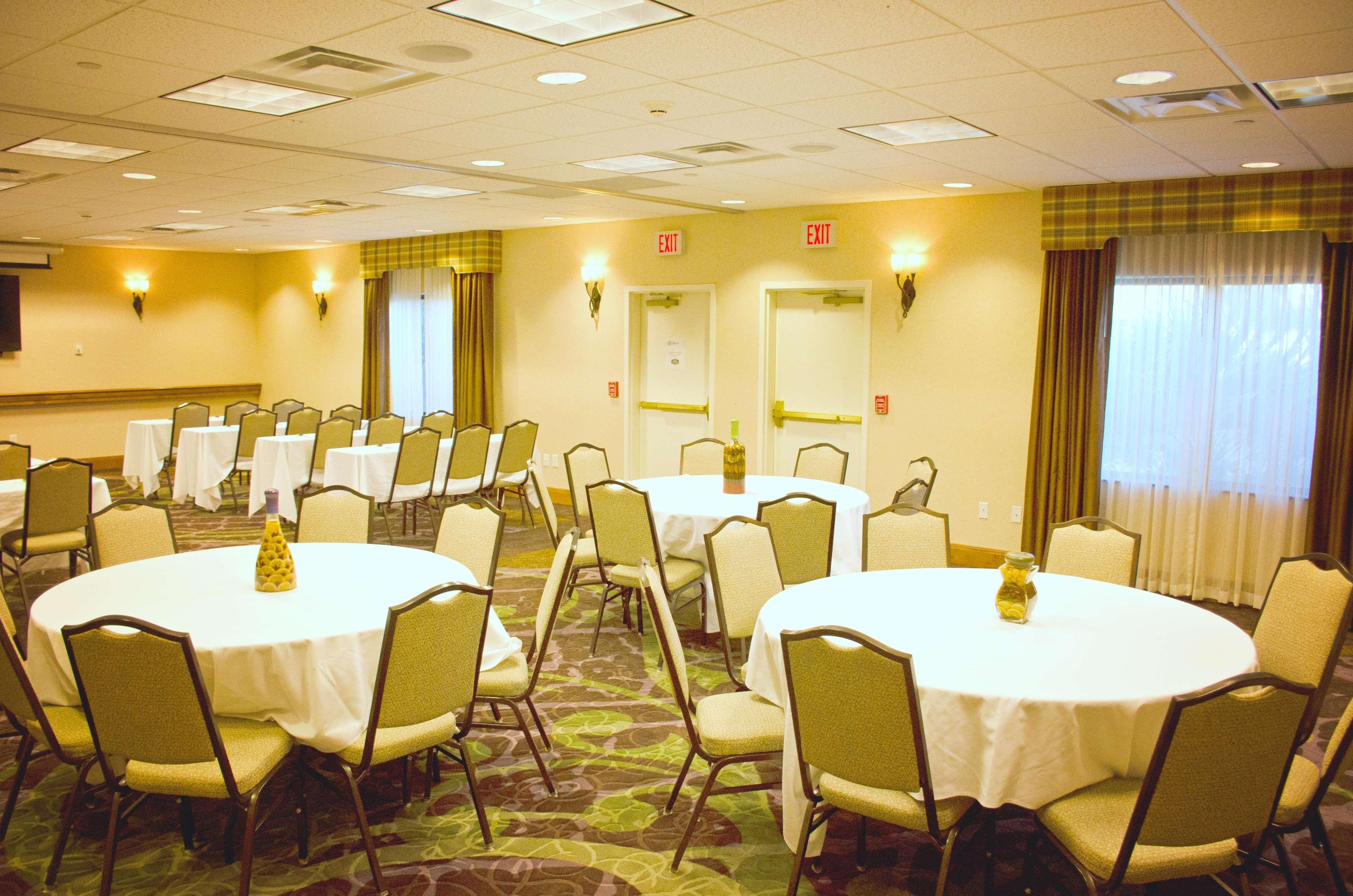 Hampton Inn & Suites Κόλετζ Στέισον Εξωτερικό φωτογραφία