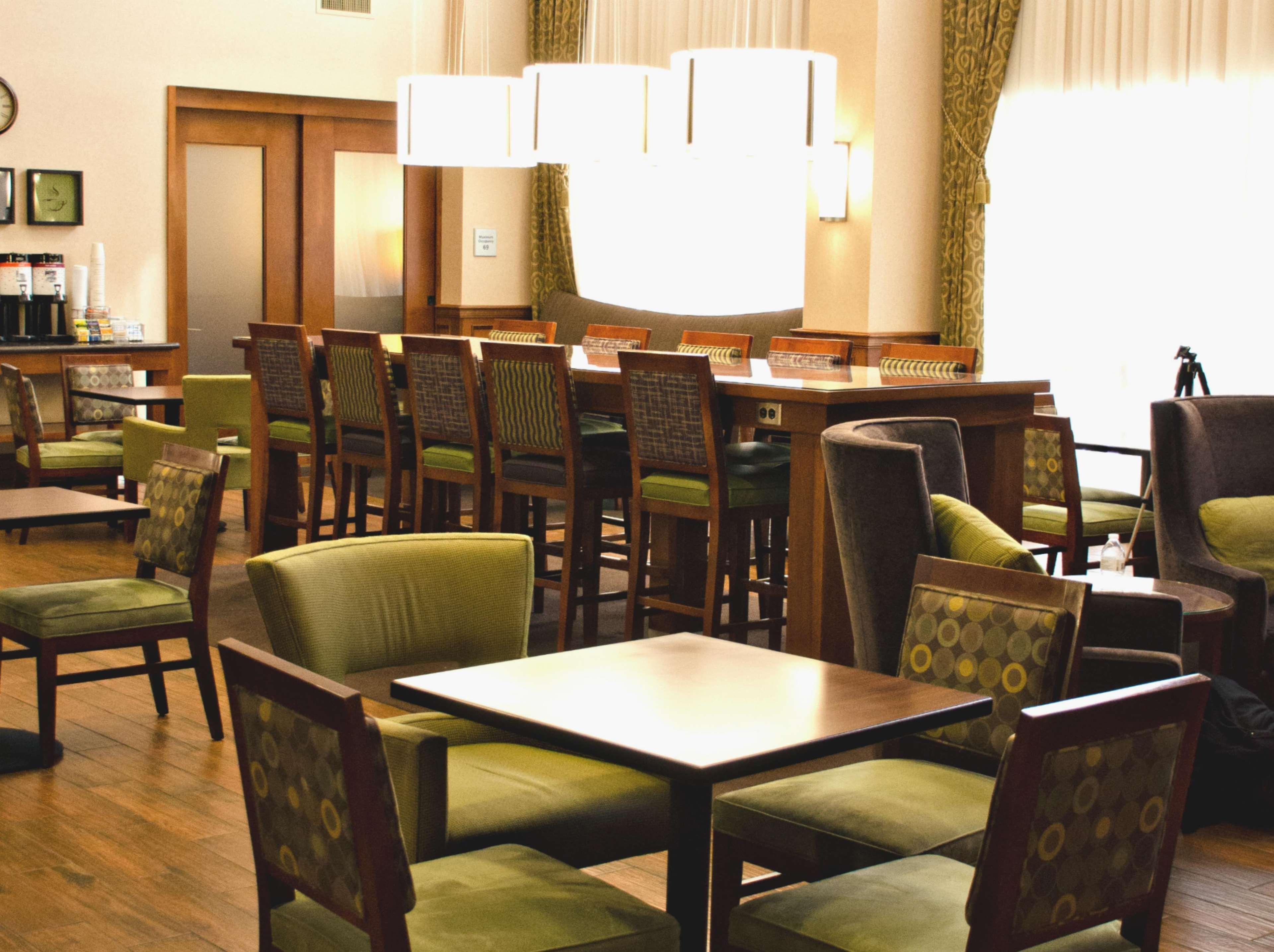 Hampton Inn & Suites Κόλετζ Στέισον Εξωτερικό φωτογραφία